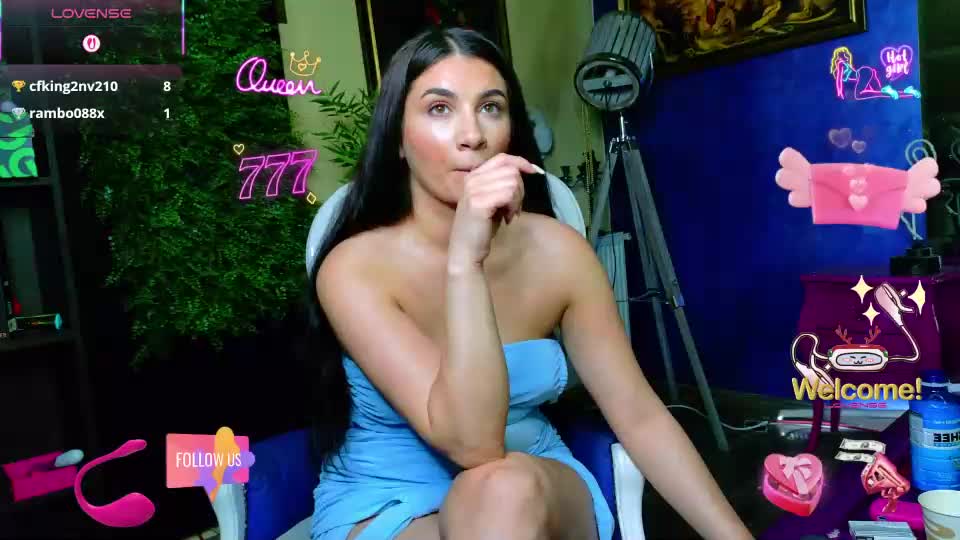 nicollepalmer Webcam Chat August 24, 2026