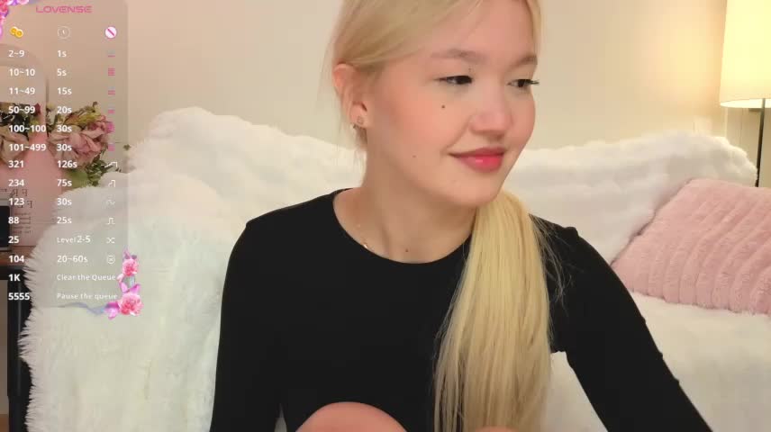 milli_sun_ Webcam Chat August 24, 2026