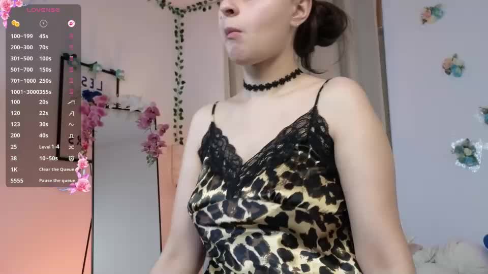 _luminika Webcam Chat August 24, 2026