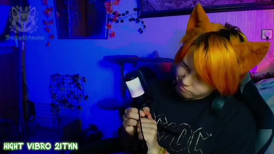 trickykitsune Webcam Chat August 24, 2026
