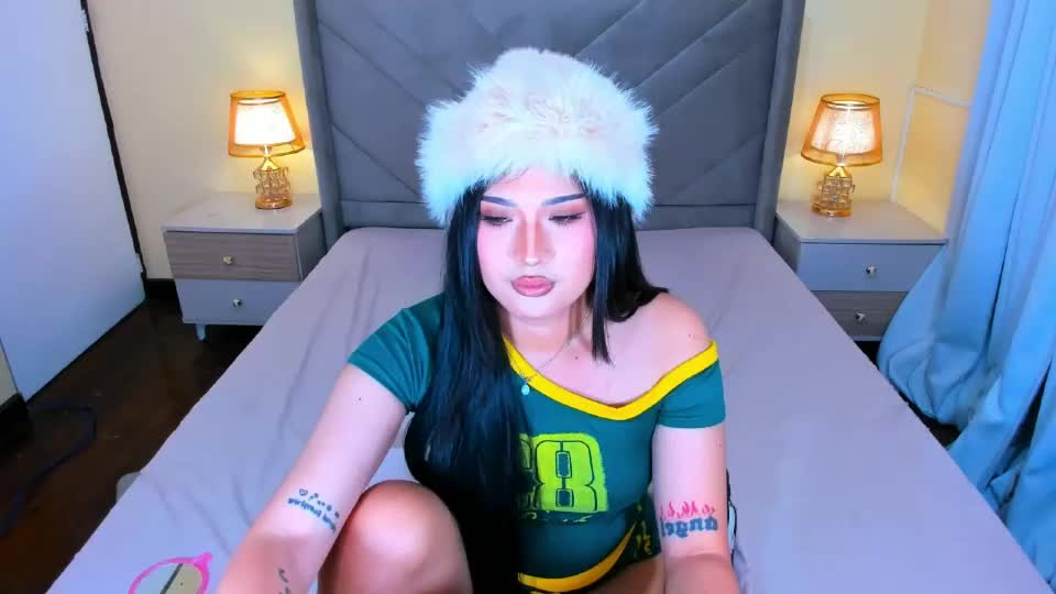 louisse_moone Webcam Chat August 24, 2026