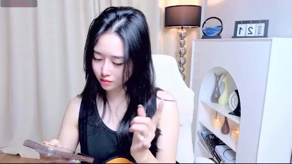 miu99999 Webcam Chat August 24, 2026