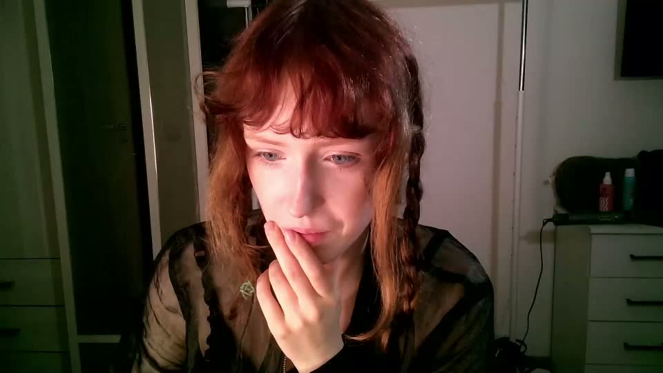 rosy_petal Webcam Chat August 24, 2026