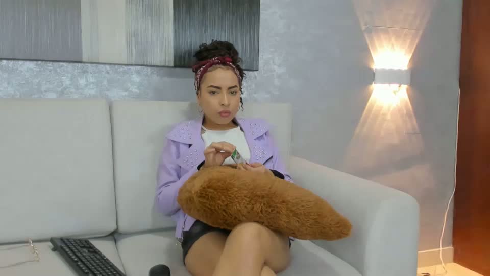 lucia_janne Webcam Chat August 24, 2026