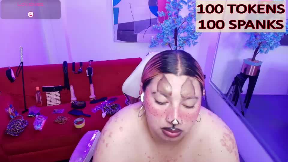 raven_velmont Webcam Chat August 24, 2026
