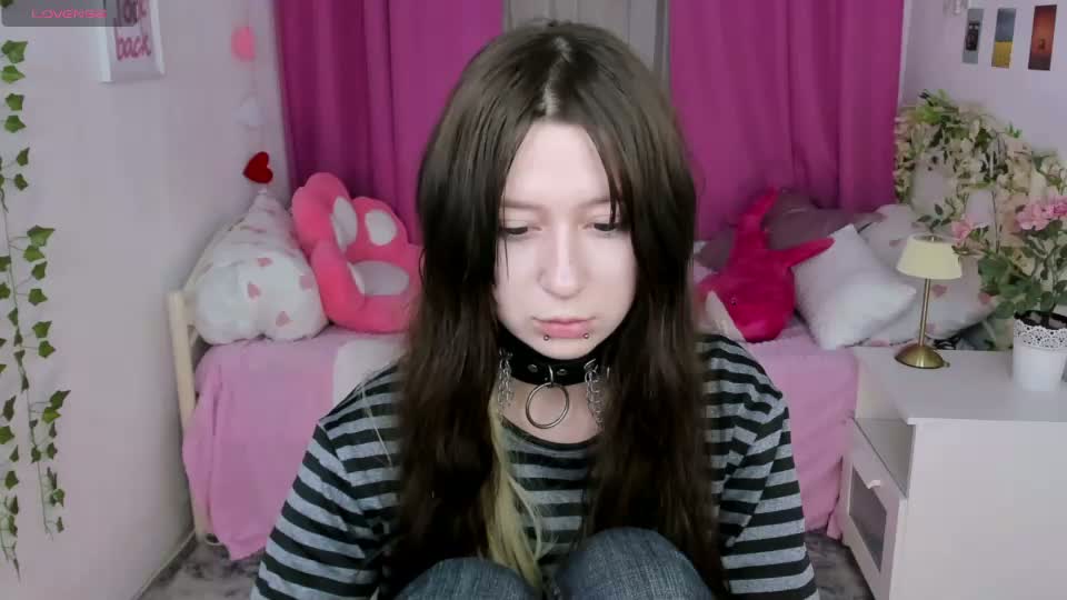 lollyshy__ Webcam Chat August 24, 2026