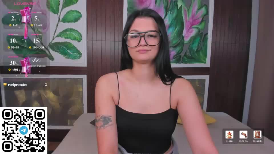 solazolaa Webcam Chat August 24, 2026