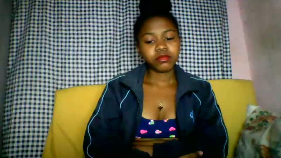 lara_belle Webcam Chat August 24, 2026