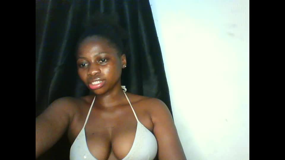 prettyxxpac Webcam Chat August 24, 2026