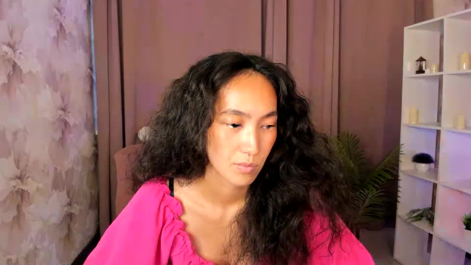 yummy_lamii Webcam Chat August 24, 2026