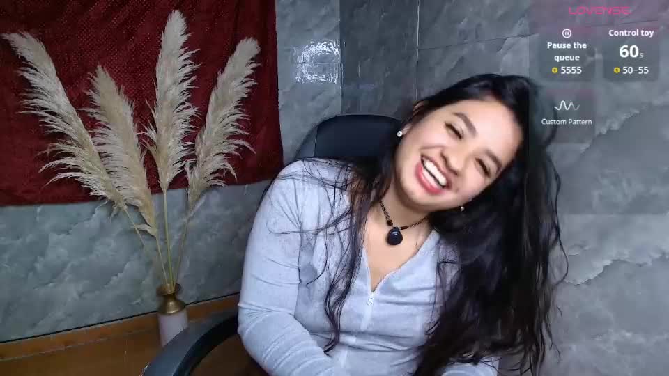 thepeach_ Webcam Chat August 24, 2026