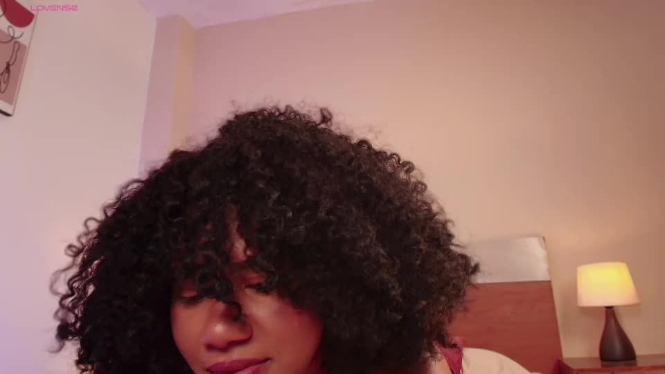 hilaryebony_ Webcam Chat August 24, 2026