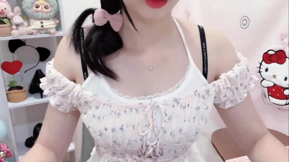 natycutiegirl Webcam Chat August 24, 2026