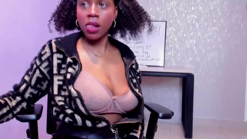 sarahi_pusey Webcam Chat August 24, 2026
