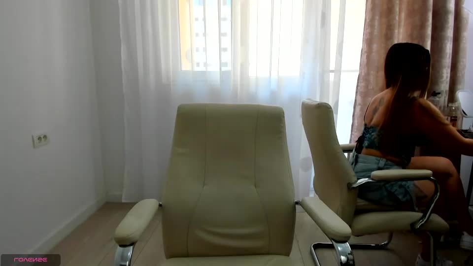 18te3ngirl Webcam Chat August 24, 2026