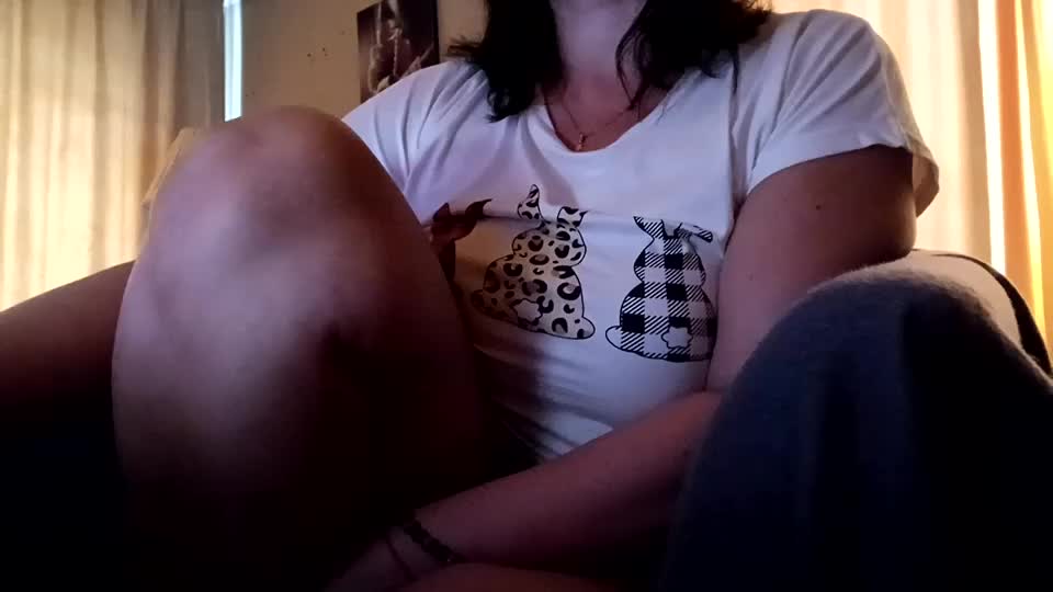 anabellovee Webcam Chat August 24, 2026