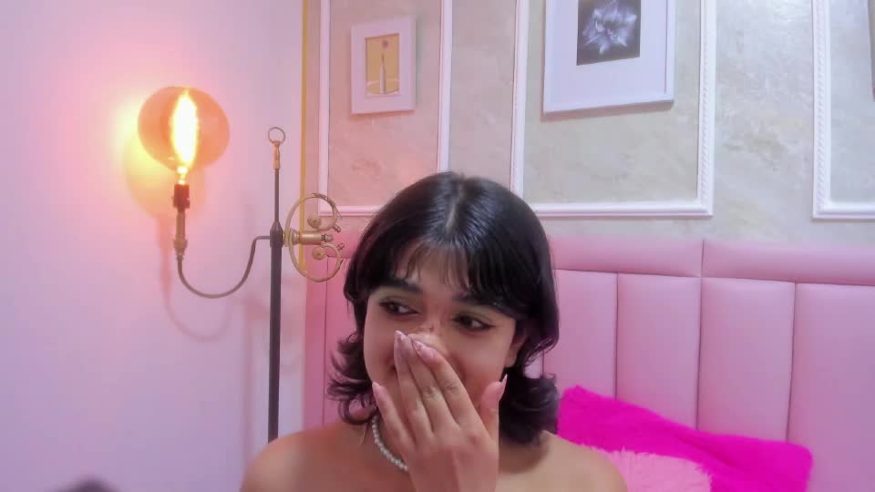 velvet_giirll Webcam Chat August 24, 2026