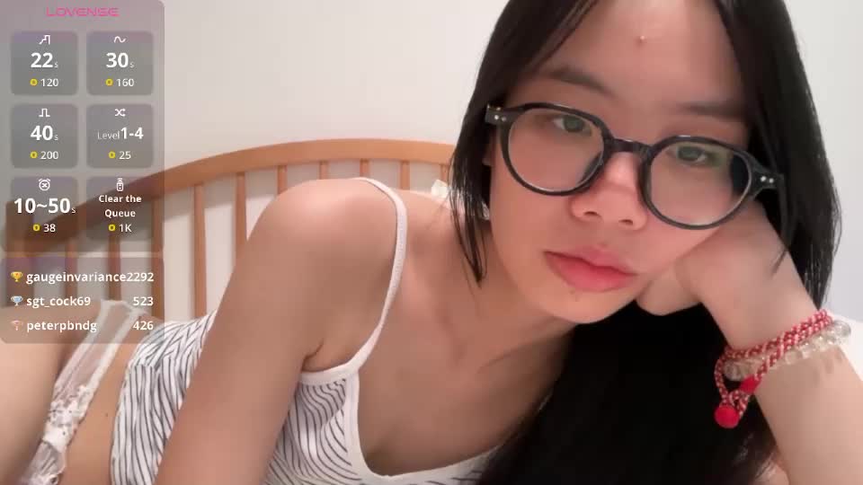 poppyluvuuu Webcam Chat August 24, 2026