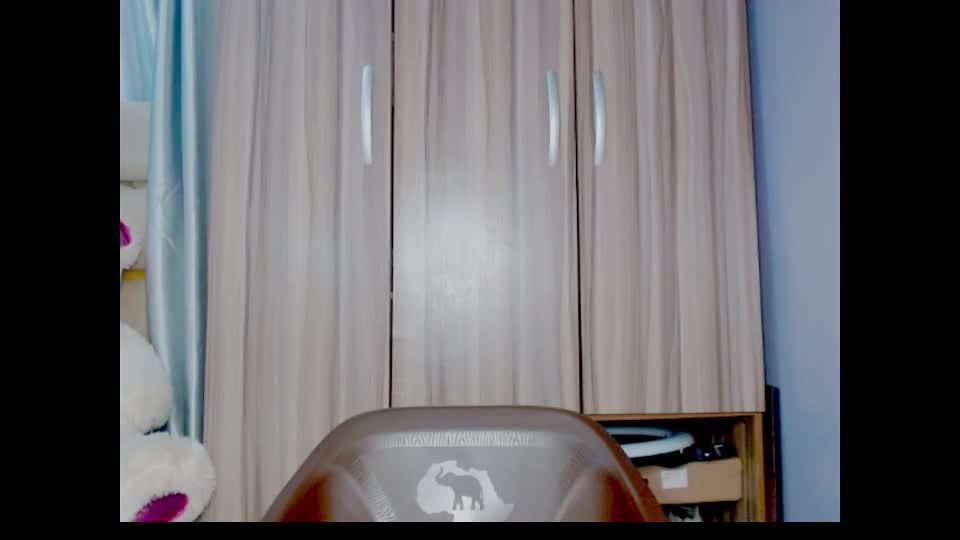 pixie_pulse Webcam Chat August 25, 2026