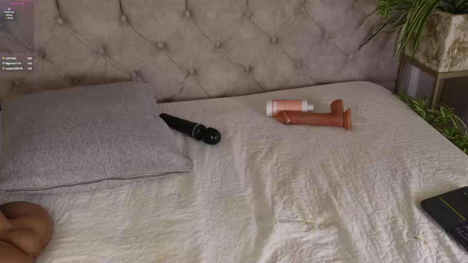 ali_miko_ Webcam Chat August 25, 2026