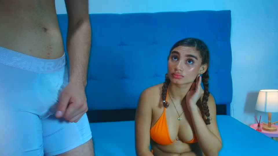 elaa_xx Webcam Chat August 25, 2026