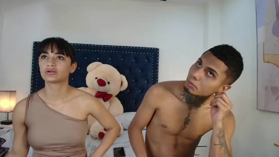 damian_and_roxanne Webcam Chat August 25, 2026