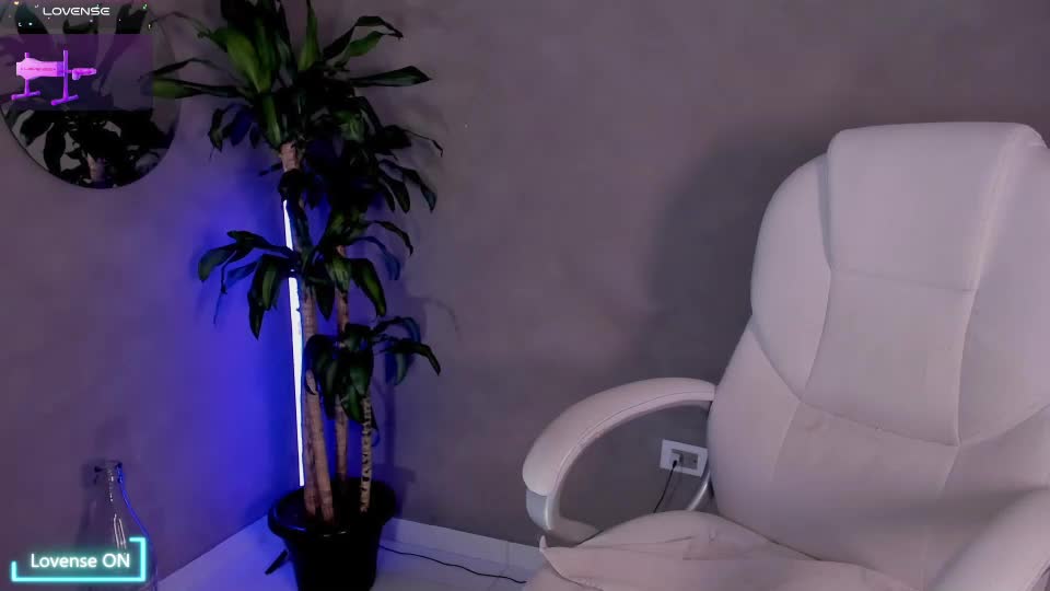 georginamontclair Webcam Chat August 25, 2026