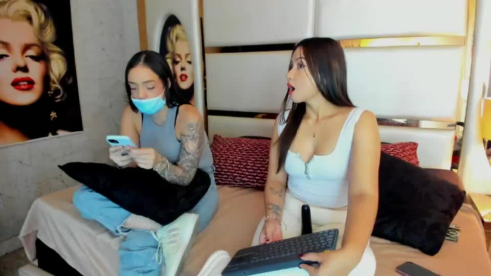 celeste_starsss Webcam Chat August 25, 2026