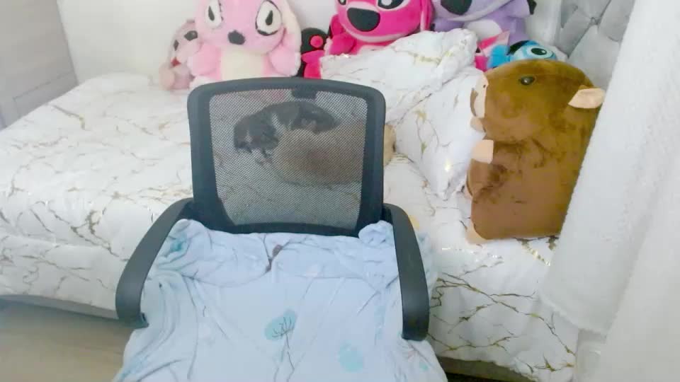 zoe_sexy69 Webcam Chat August 25, 2026