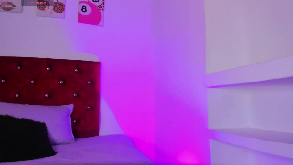 kittystar18 Webcam Chat August 25, 2026