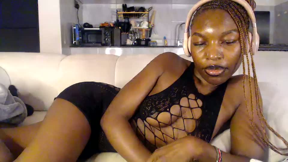tiana_kay Webcam Chat August 25, 2026