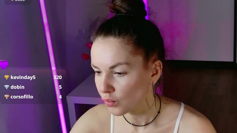 amelinamersi Webcam Chat August 25, 2026