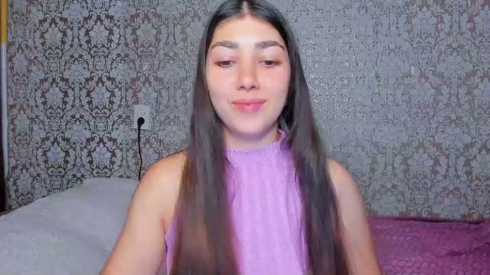 adrianakuiper Webcam Chat August 25, 2026