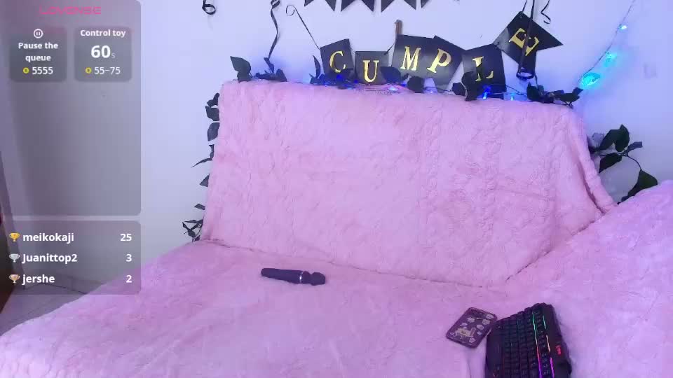 arii_rosee Webcam Chat August 25, 2026