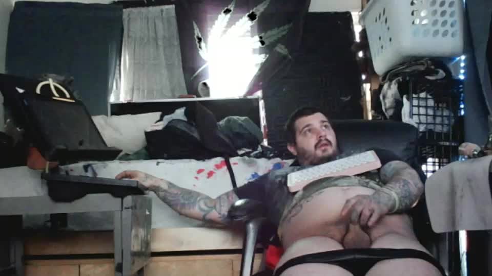 kinkybiguy14 Webcam Chat August 25, 2026