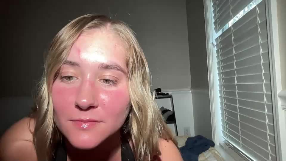 irispink1 Webcam Chat August 25, 2026