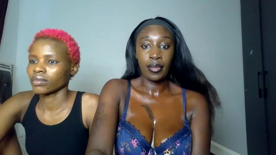 kinky_leila Webcam Chat August 25, 2026