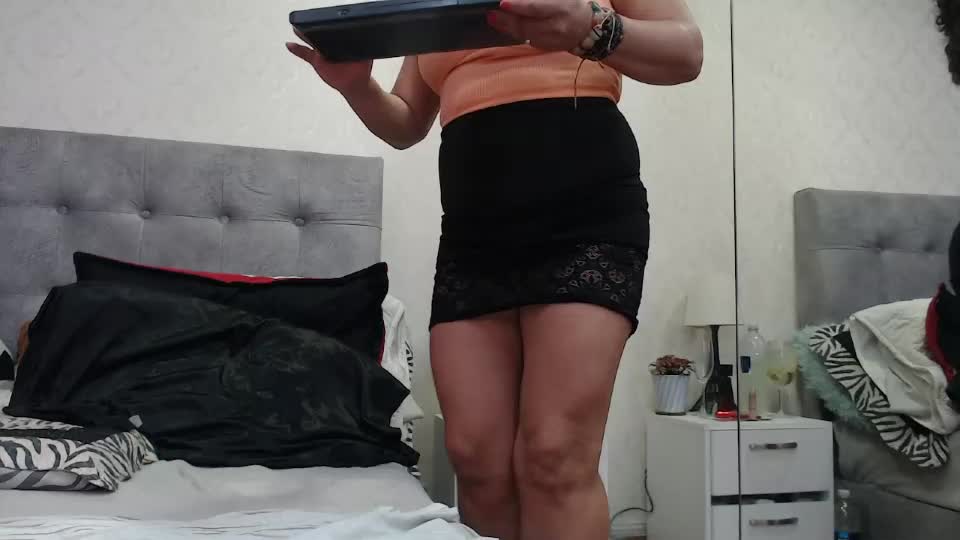 scarlettgreen_ Webcam Chat August 26, 2026