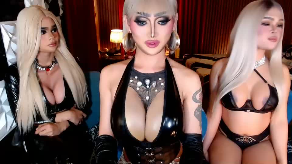 ellahemperialts Webcam Chat August 26, 2026