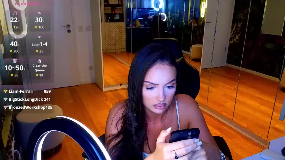 mileysin Webcam Chat August 26, 2026