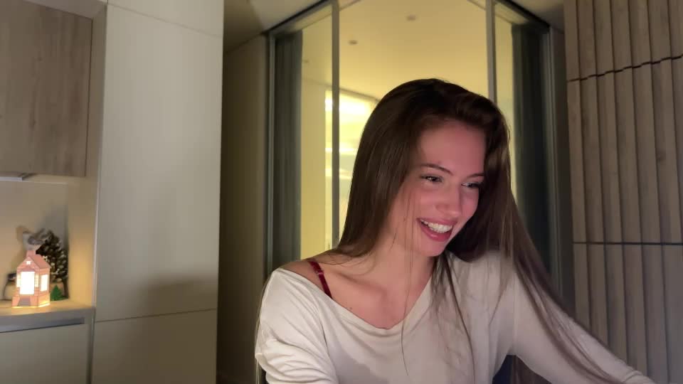 kiramystery Webcam Chat August 26, 2026