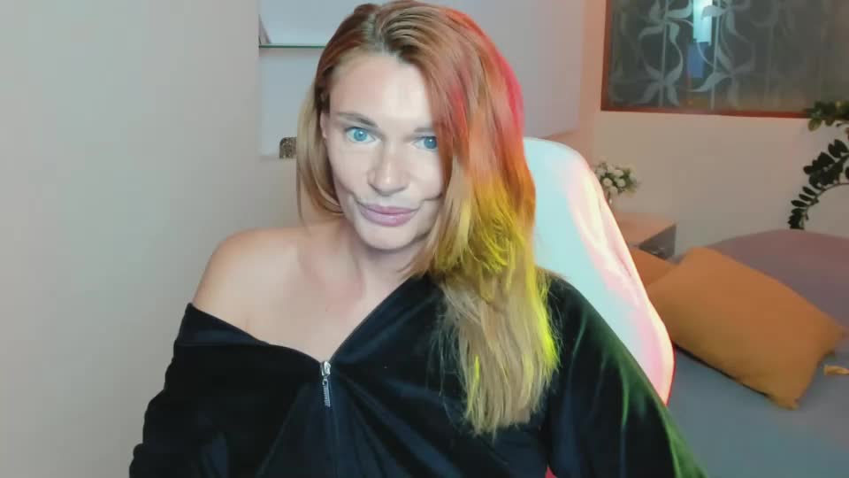 mistybarnes Webcam Chat August 26, 2026