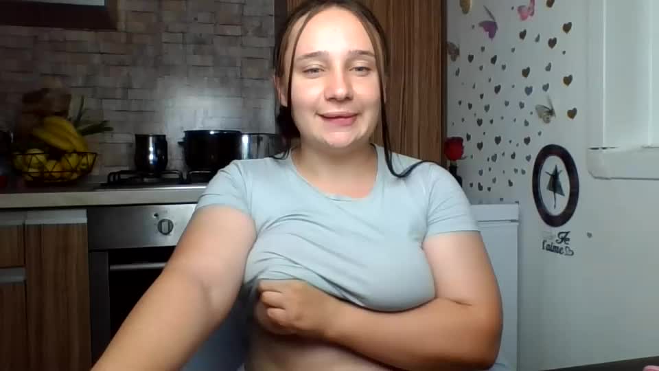 curvybombb Webcam Chat August 26, 2026
