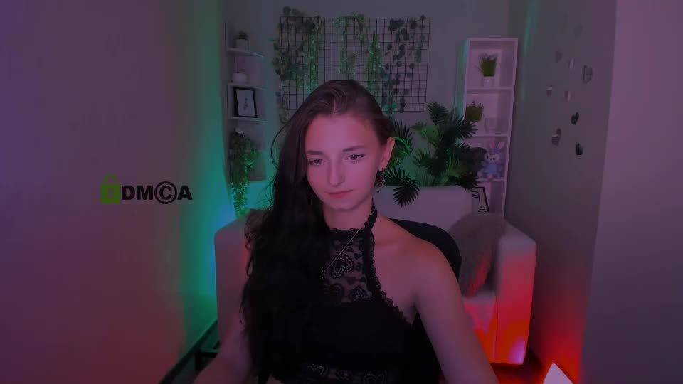 caroline_honeyy Webcam Chat August 26, 2026