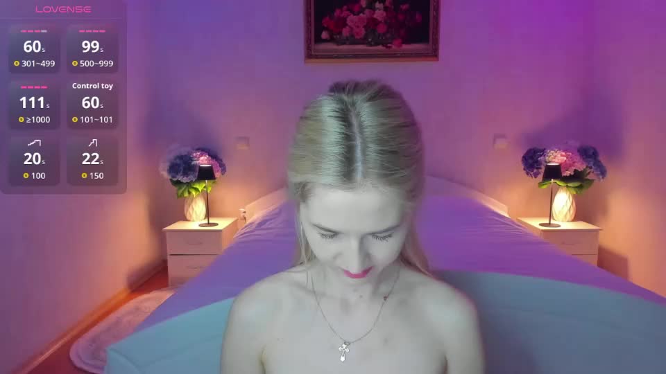 julieblazex Webcam Chat August 26, 2026