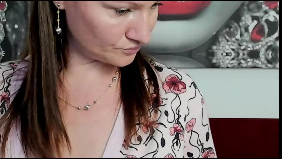 illegalbeauty87 Webcam Chat August 26, 2026