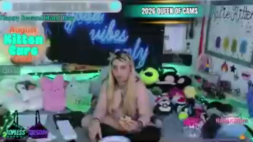 kaliekitten Webcam Chat August 26, 2026