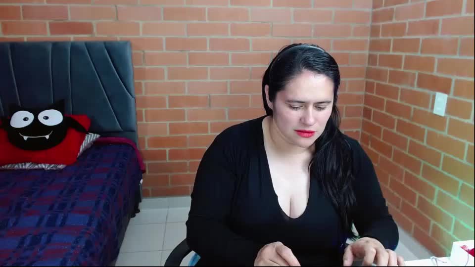 paula__117 Webcam Chat August 26, 2026