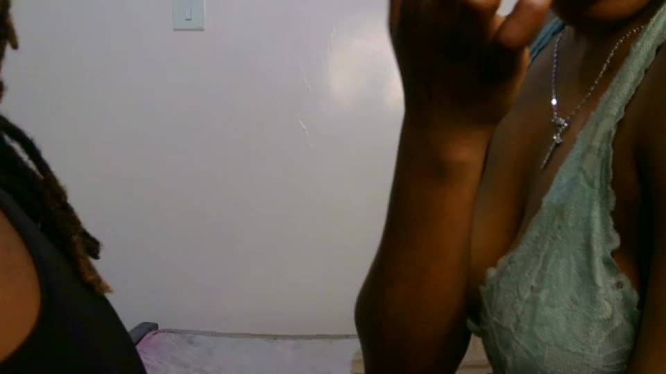 zuri_blaire Webcam Chat August 27, 2026