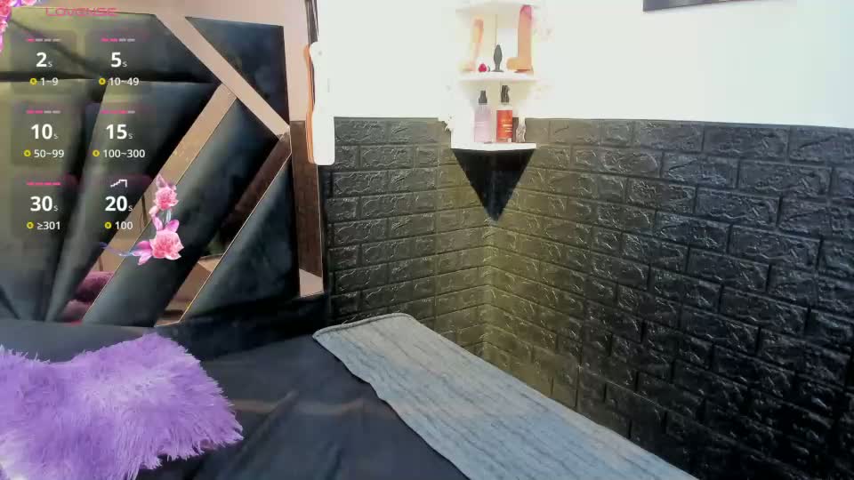valen_cute22 Webcam Chat August 27, 2026